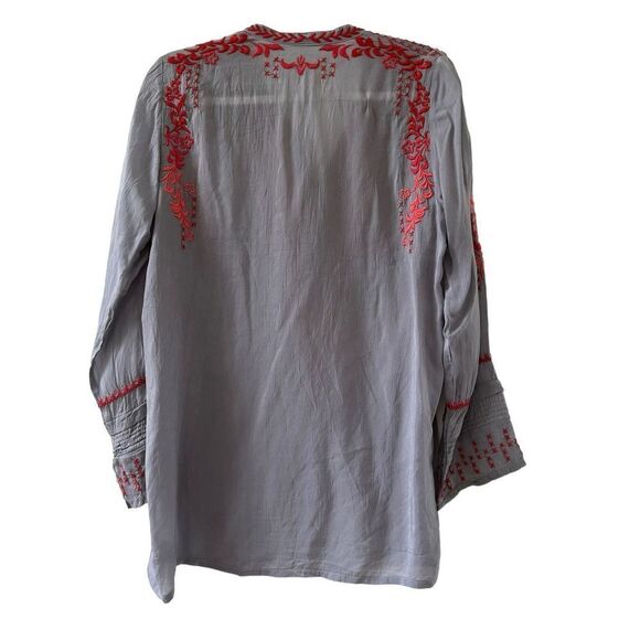 Johnny Was Gray Floral Embroidered Long Sleeve Blouse Women’s Size Small - Picture 6 of 7